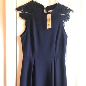 Woman’s navy dress with Pockets